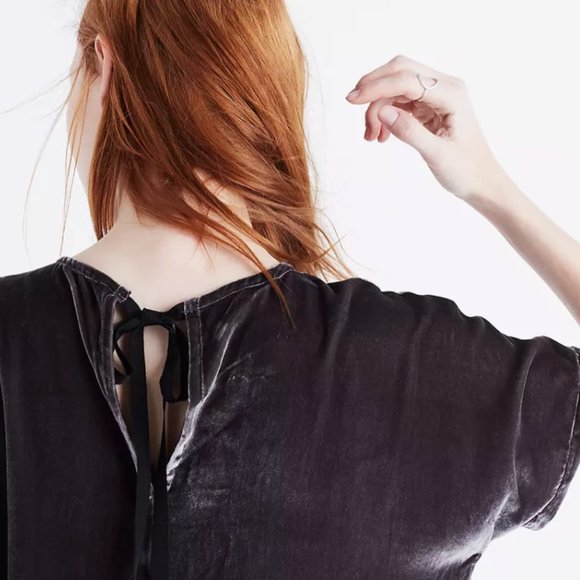 Like New! Velvet Bow-Back Top - Picture 5 of 6